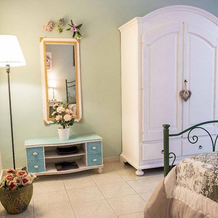 Little House Camilla Apartment Napoli Bagian luar foto