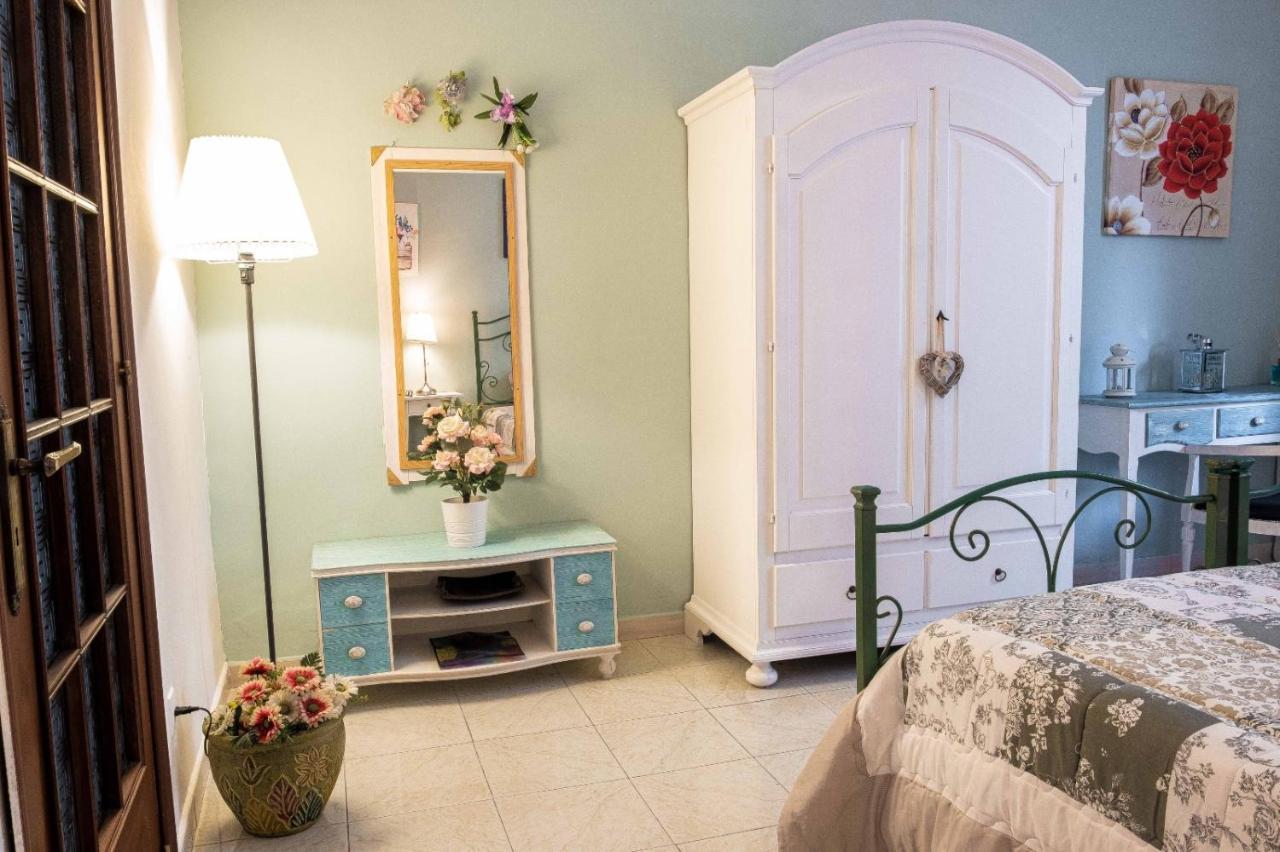 Little House Camilla Apartment Napoli Bagian luar foto