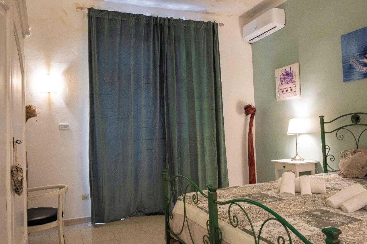 Little House Camilla Apartment Napoli Bagian luar foto