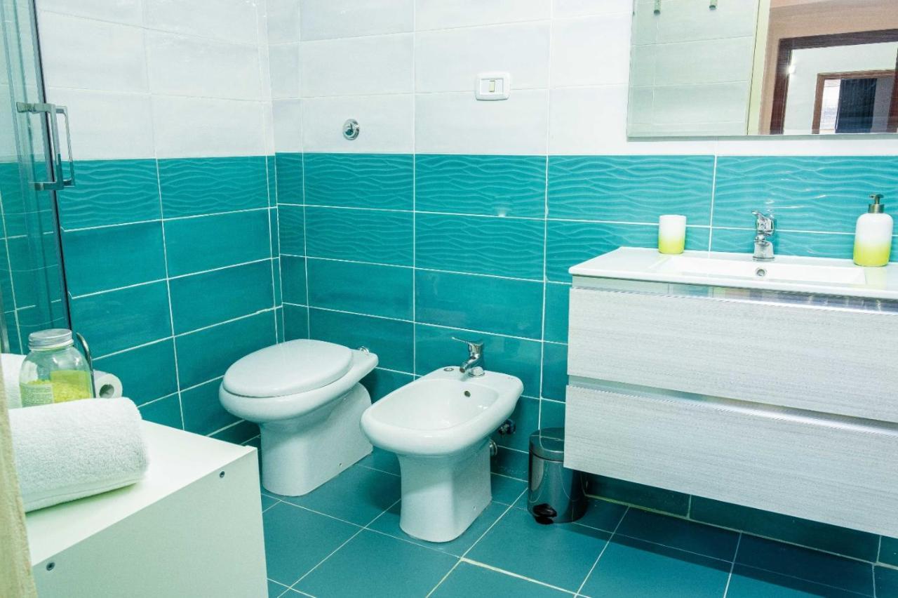 Little House Camilla Apartment Napoli Bagian luar foto